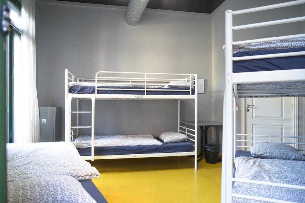 Sleep Green - Certified Eco Youth Hostel Barcelona Kültér fotó