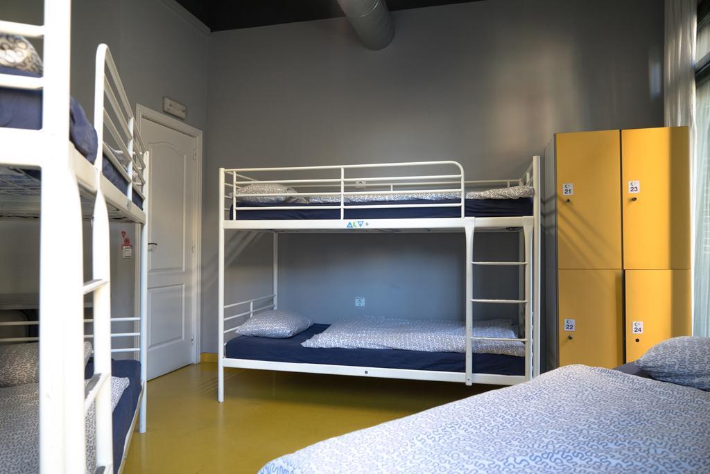 Sleep Green - Certified Eco Youth Hostel Barcelona Kültér fotó