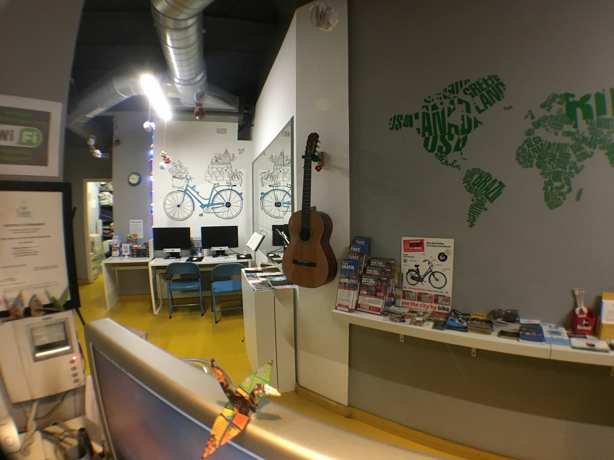 Sleep Green - Certified Eco Youth Hostel Barcelona Kültér fotó